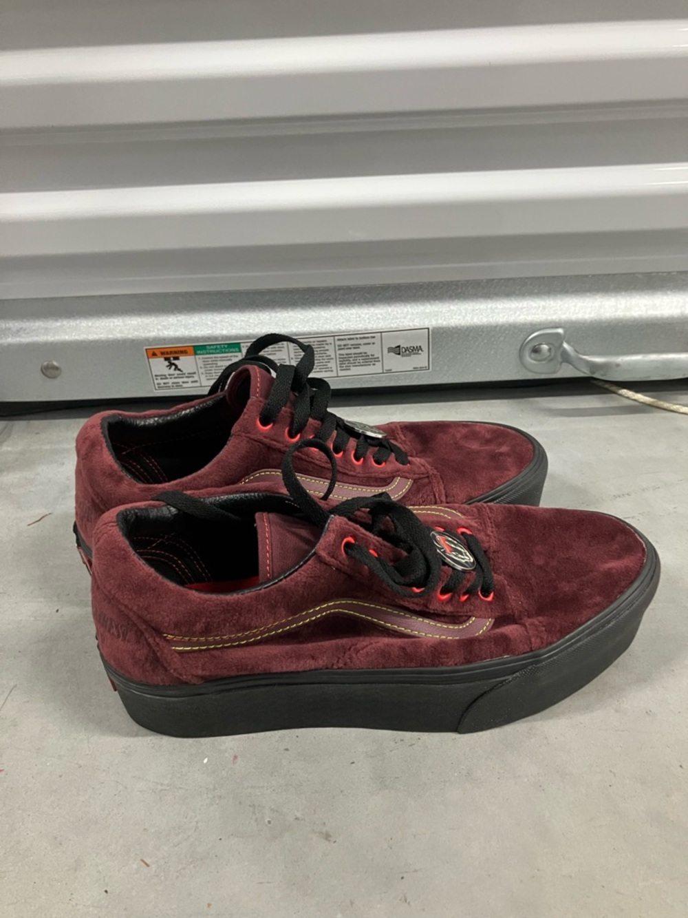 VANS Disney x Old Skool Stackform 'Poison Apple' lace up shoes sneakers sz 8.5